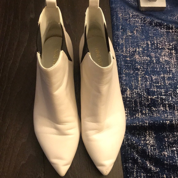 Leather white boots - Picture 1 of 6